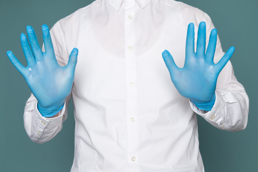 Jak wybrać odpowiednie rękawiczki nitrylowe do ochrony twojego zdrowia?