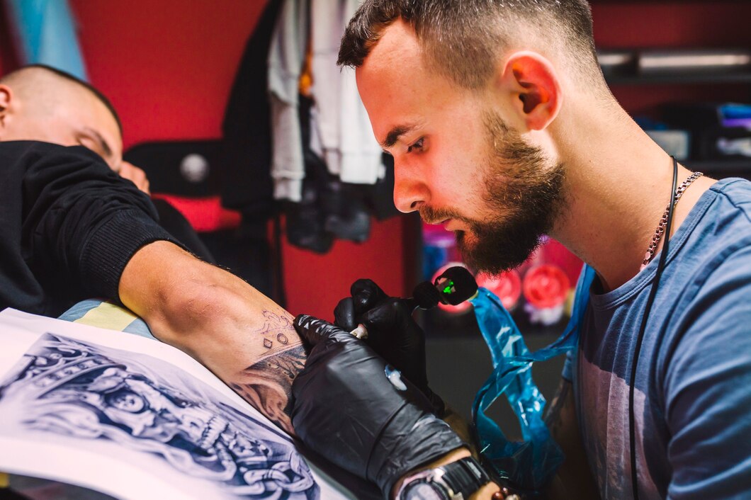 Jak wybrać odpowiedni cartridge i shader do twojego pierwszego tatuażu?